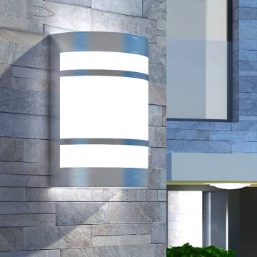 Stylish Outdoor Wall Light in Stainless Steel – HipoMarket