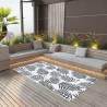 Outdoor Carpet White and Black 190x290 cm PP Colour leaf pattern Size 190 x 290 cm Quantity in Package 1 