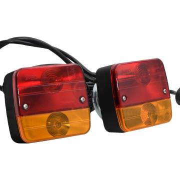 2 Pcs Red Trailer Lights - 12V Classic Bulb | HipoMarket