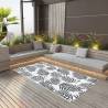 Outdoor Carpet White and Black 160x230 cm PP Colour leaf pattern Size 160 x 230 cm Quantity in Package 1 