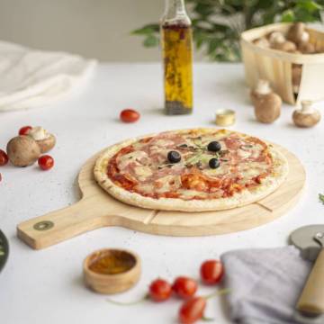 Livoo Pizza Cutting Set - 30 cm Wooden Board & Cutter