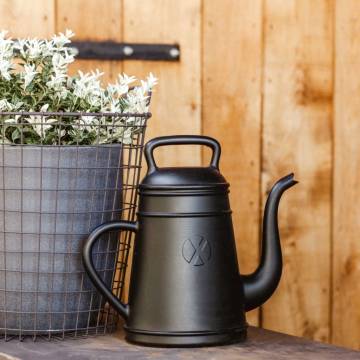 Capi Watering Can Xala Lungo 12L Black - Stylish & Functional