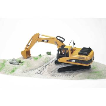 Bruder CAT Excavator 1:16 Scale - Fun for Kids!